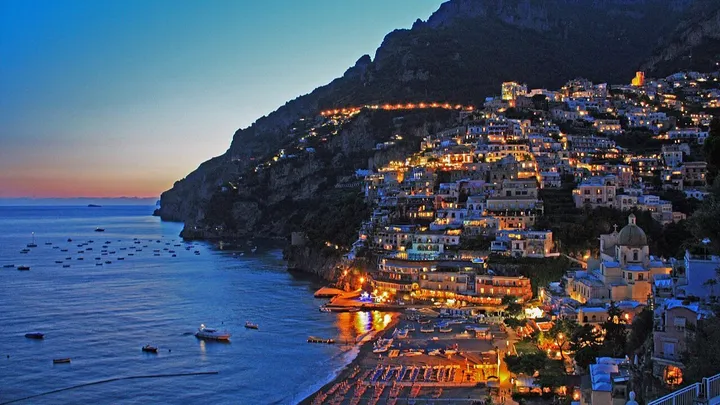 Where to Go in the Amalfi Coast for Stunning Views, Hidden Beaches, and Cliffside Villages?