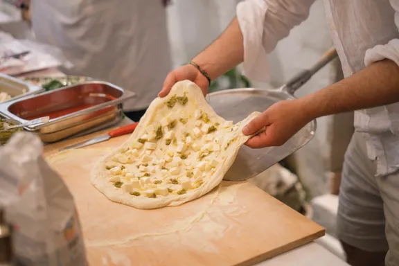 Irpinia Pizza Making Class & Wine Tasting-8