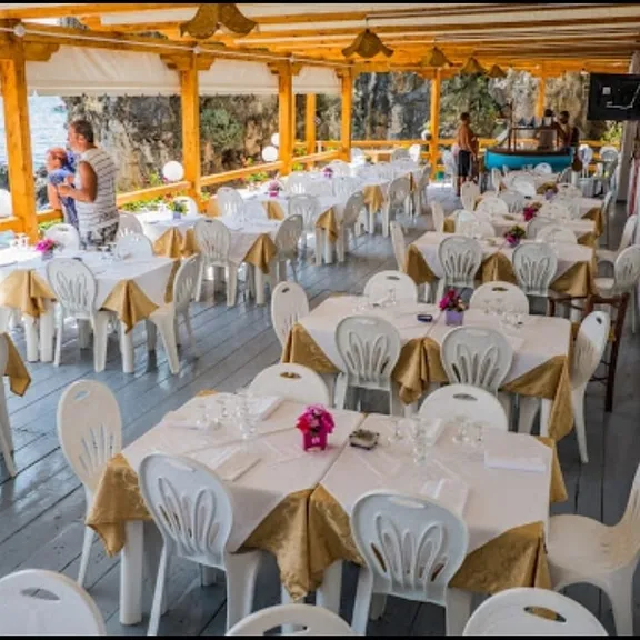 Amalfi Tour and Santa Croce Beach Day with Lunch-8