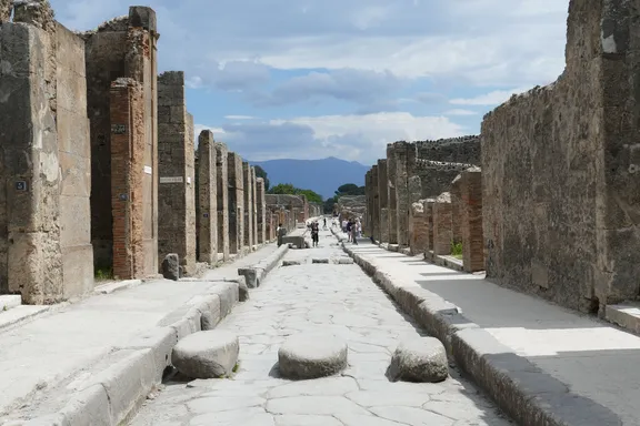 Tour of Pompeii & Wine Tasting on Vesuvius-8