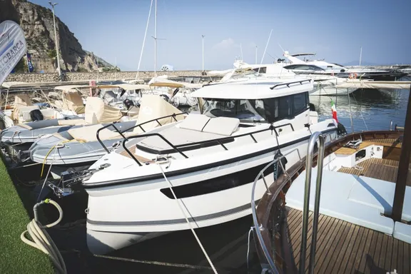 Private Capri High Speed Boat Tour (4-Hour )-2